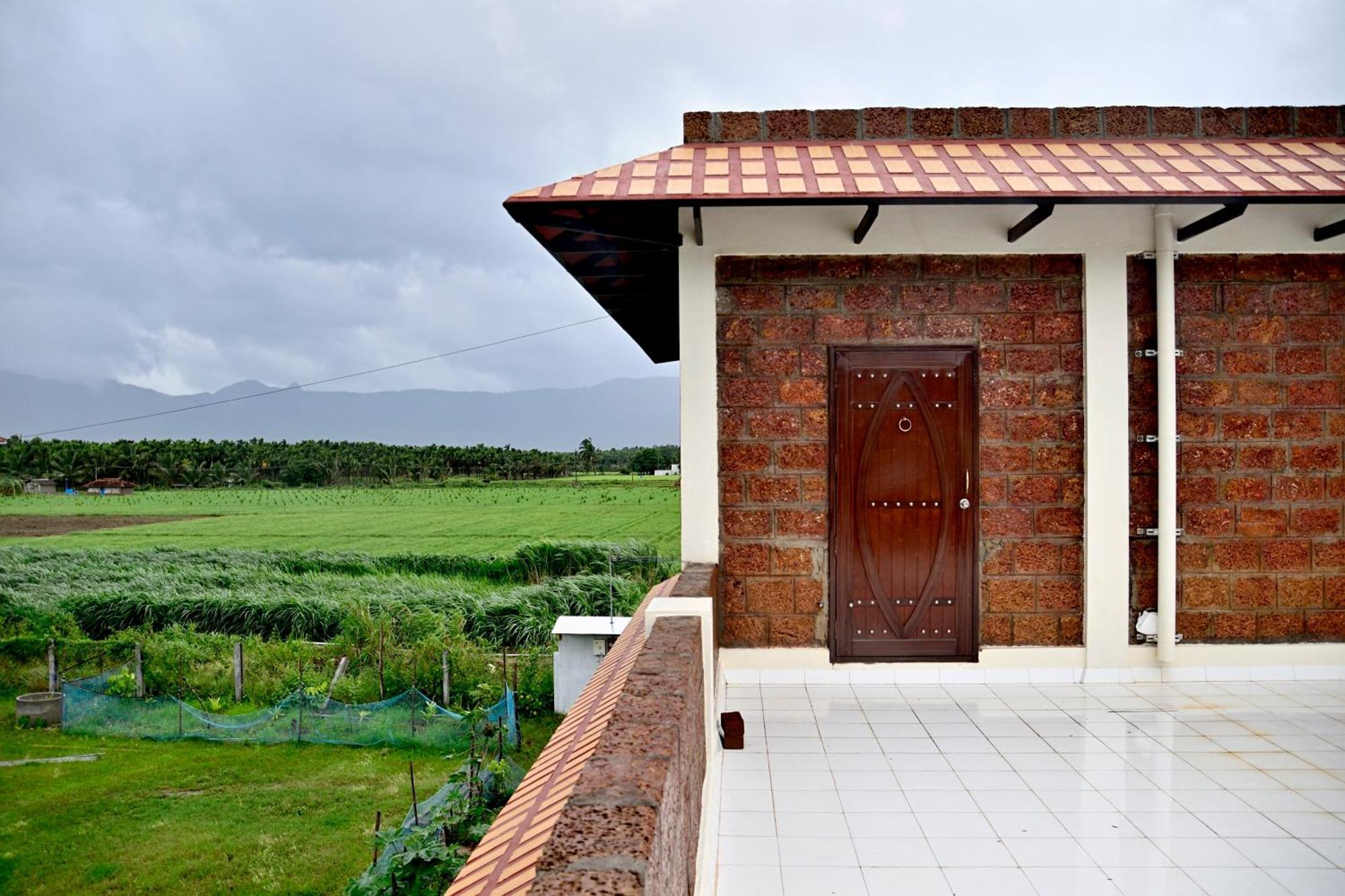 Apartamento Lakshmi Illam Near Isha Yoga Adiyogi Alāndurai Exterior foto